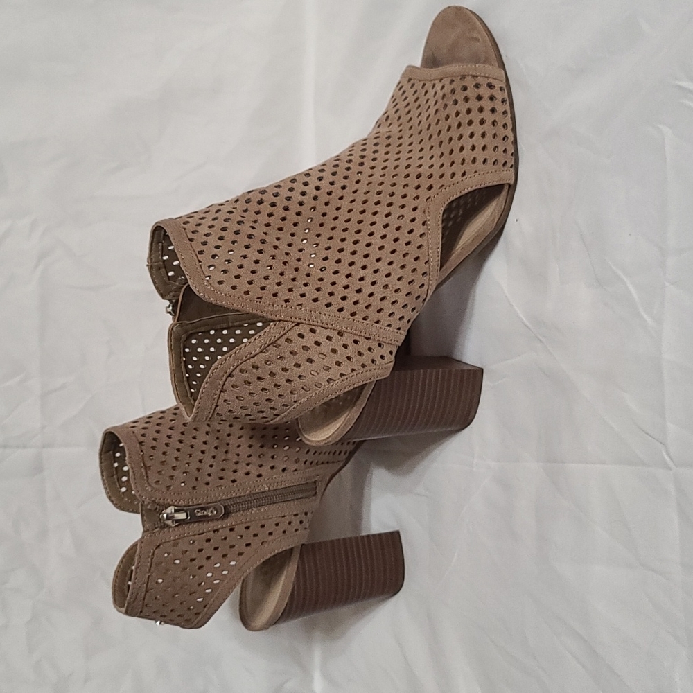 Circus Sam Edelman heeled open toe sandals